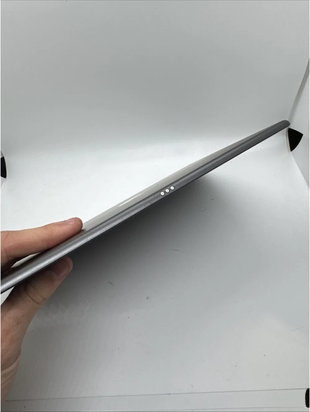 Apple iPad Air (3rd Gen) A2152 64GB - Wi-Fi - Space Gray (READ). For Parts Not W
